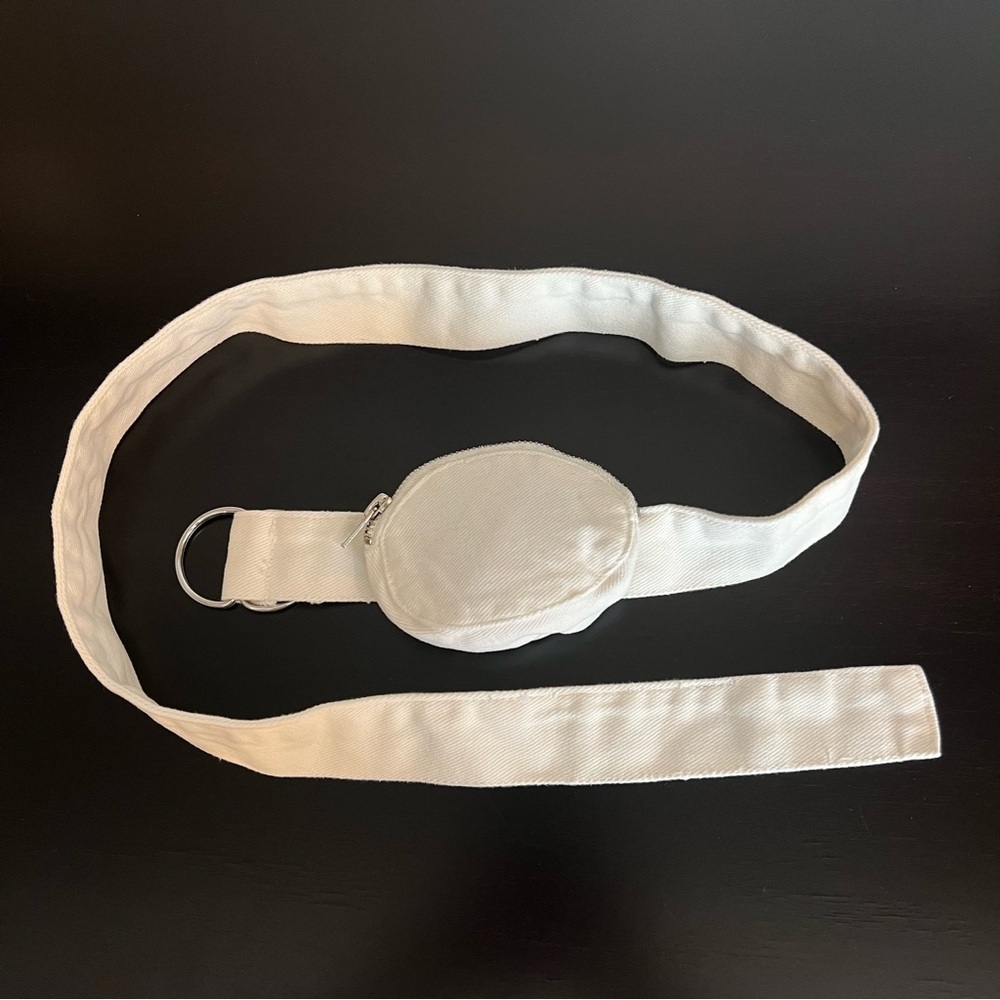 🔴 Mini Canvas fannypack Coin belt bag, off white, 45” long, 4.5”x1.5”wallet. New